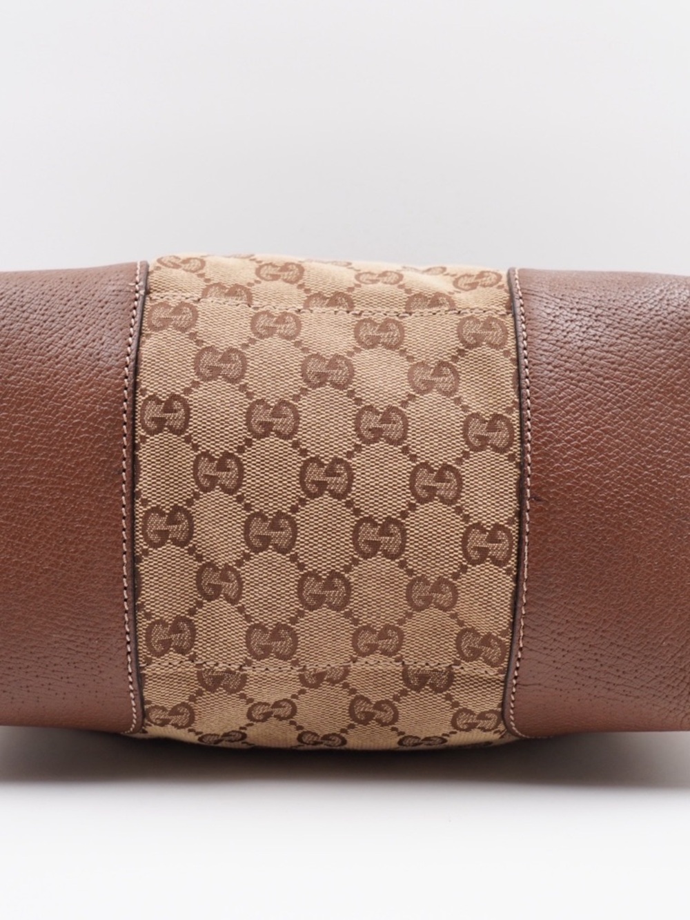Gucci Bree Brown GG Canvas Shoulder Bag - Picture 4 of 11